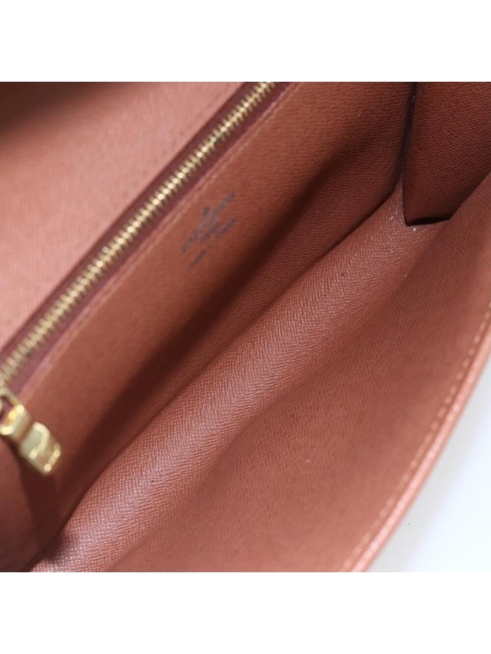 Authentic LOUIS VUITTON Monogram Bordeaux 24 Shoulder Bag M51798 LV - Picture 2 of 16